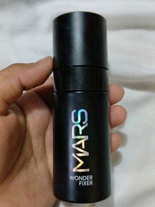 Mars Wonder Fixer Spray
