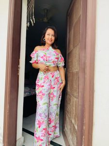 Floral Print Off-Shoulder Maxi Dress