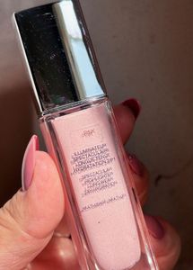 Dior Forever Glow Maximizer highlighter :- pink