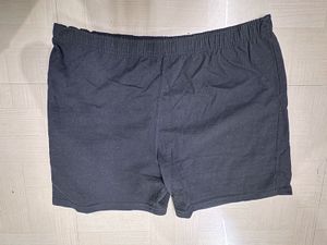 Black Athletic Shorts with Zipper Pocket