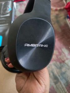 Headphone With Tag