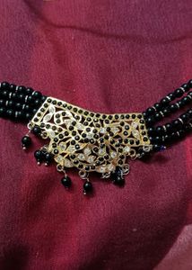 Elegant Black Beads Chokerjadau  Set