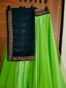 Green Lehnga 18m flyer navratr, blouse pcs