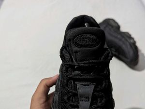 Nike Air Max 95 All Black