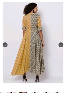 Vishudh Colorblocked A-Line Kurta