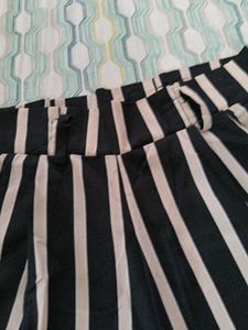 Striped Wide-Leg Cropped Pants