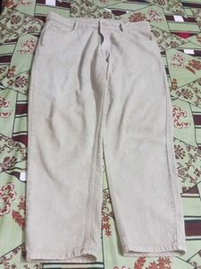 Khaki/beige Straight or mom fit Leg jeans