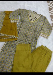 Stylish Printed Kurta Set
