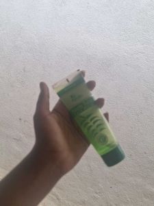 Skin Care Kit ✨️Let's Bargain🥰