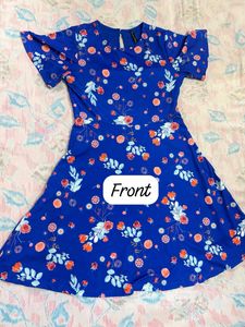🚨last price/Blue Floral Short Sleeve Dress