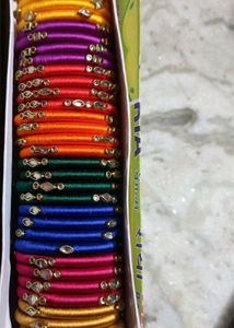 3 Sets blue, yellow, gold