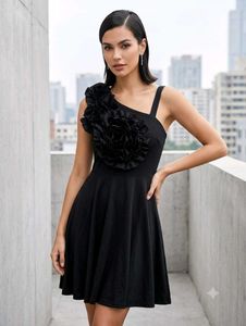 Chic Black One-Shoulder Floral Dress