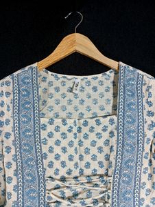 White &amp; Light Blue Tunic (Women)
