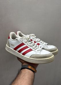 *100% Authentic* Adidas Grand Court SE