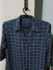 Women's Checked Long-Sleeve Top