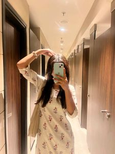 Stylish Printed V- Neck straight Kurta for Women