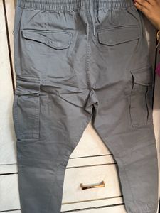 Slim fit cargo jogger’s