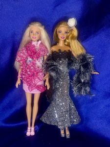 Combo of 2 Barbies