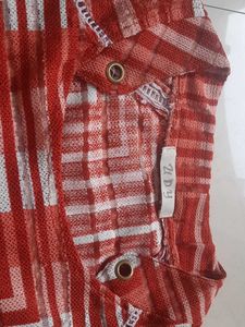 Unique Geometric Print Red Top