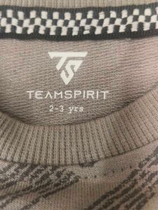 Stylish Boys' Sweatshirt