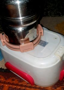 Electric Lunch Box 3