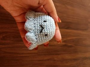 Crochet reversible toy octopus