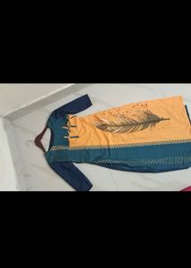 Stylish Kurta with Feather Print