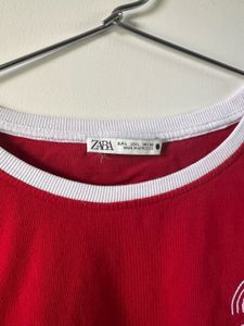 Red Zara T-Shirt (L)