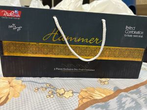 Giftpack- 3 Containers In 1 Set
