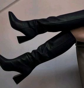 Stylish Black Knee-High Boots