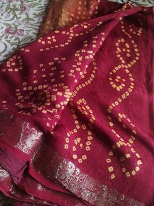 Maroon And Orange Bandhani Saree