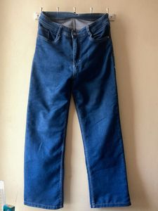 Women straight fit jeans