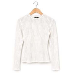 Textured Fitted White Full-Sleeve Top