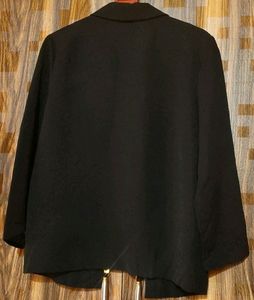 Black Bal Collar Buttonless Blazer
