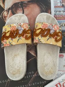 Floral Print Slides