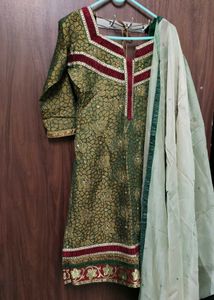 Beautiful Function Wear Kurthi Dupatta Set
