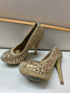 Party Wear Golden Heels