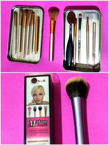 Make Up Brushes Kit With A Metallic Storage Box