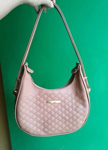 Classy Handbag 👜