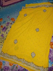 Beautiful Yellow Saree and Blouse Set