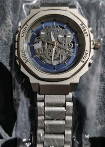 Stylish silver-tone skeleton non automatic watch w