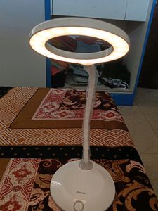 Brand New Phillips Lamp