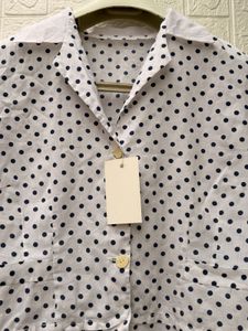 new with tag Cute Polka Dot Cropped Shirt