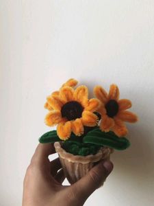 Cute Pipe Cleaner Sunflower Pot