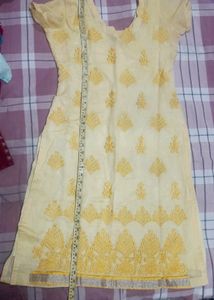 Chanderi Silk Embroidered Kurta With Salwar