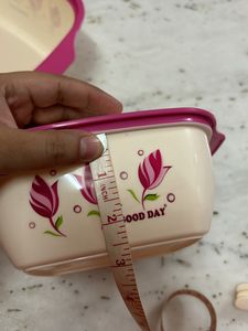 3 piece serving bowls and spatula