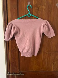 Chic Ruched Knit Top with Lace Trim