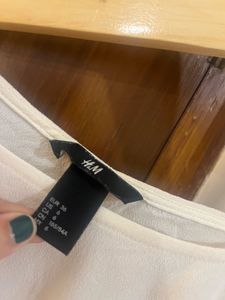 h&amp;m lace top 🤍