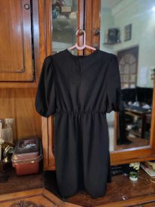 Chic Black Puff Sleeve Wrap Dress