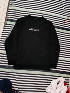 Black Graphic Sweatshirt